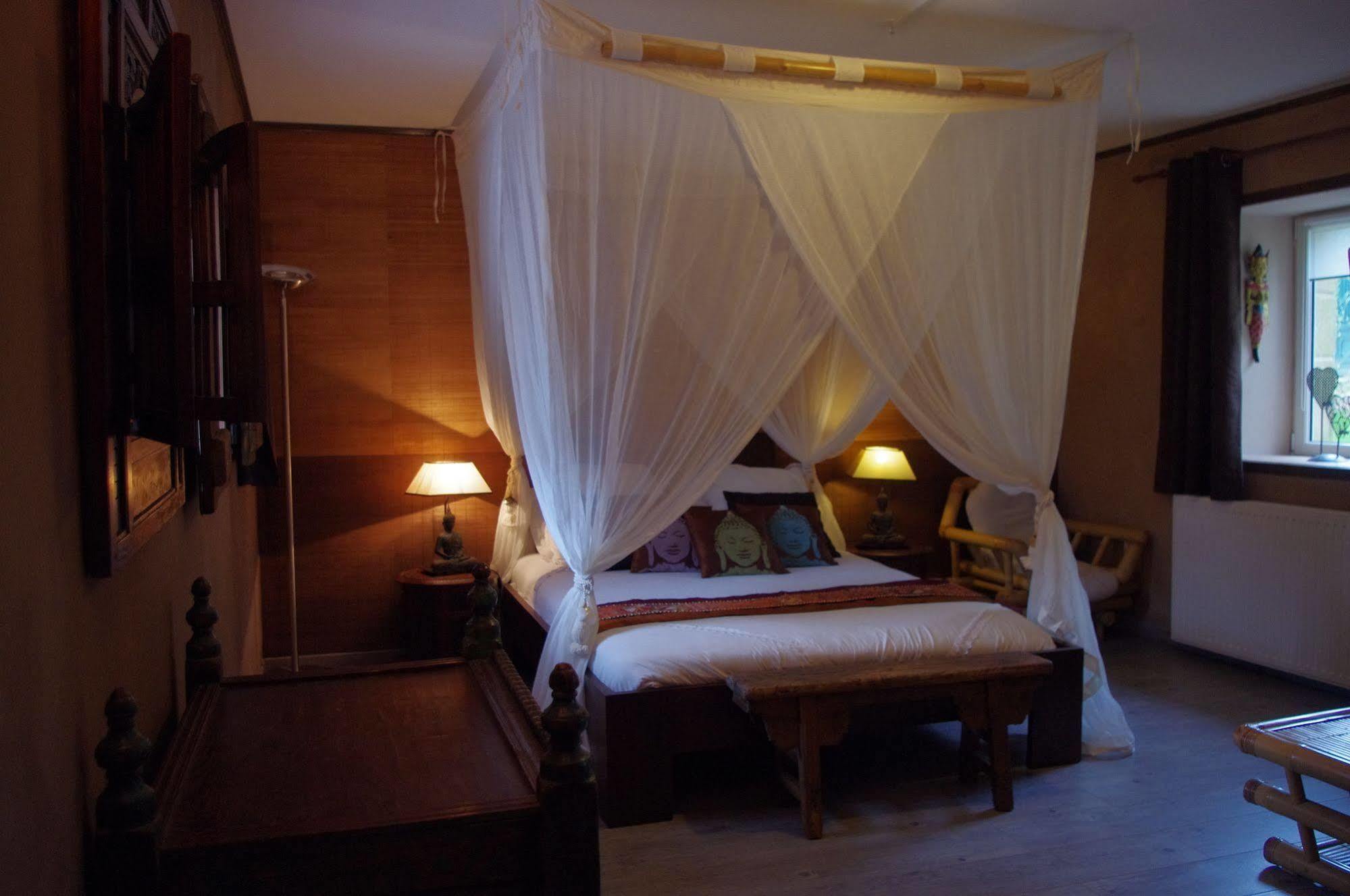 Bed and Breakfast Le Domaine De Saint-Thomin Nostang Exterior foto