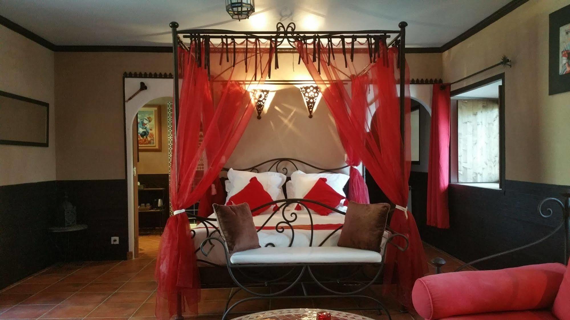 Bed and Breakfast Le Domaine De Saint-Thomin Nostang Exterior foto